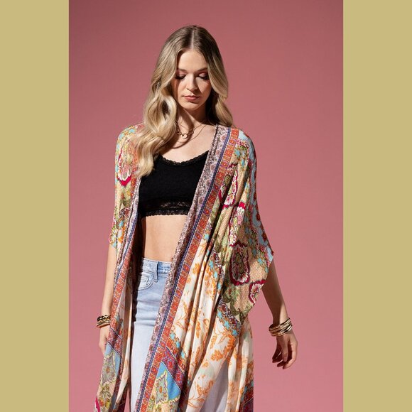 Damask Dream Kimono - Picture 4 of 6